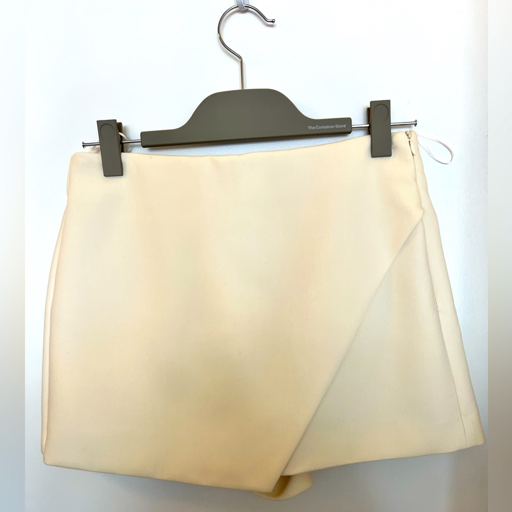 Zara white skort